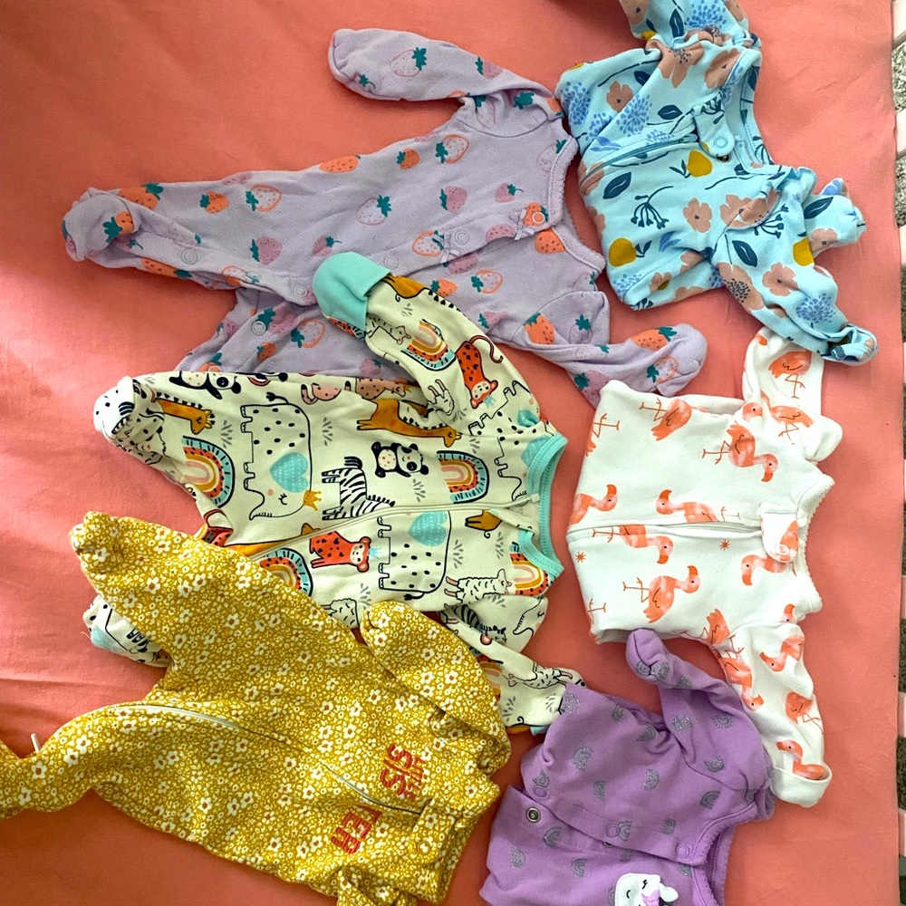 Girl preemie clothes bundle